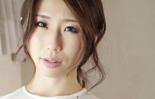 筱田步美在线播放,在线播放中的青春旋律