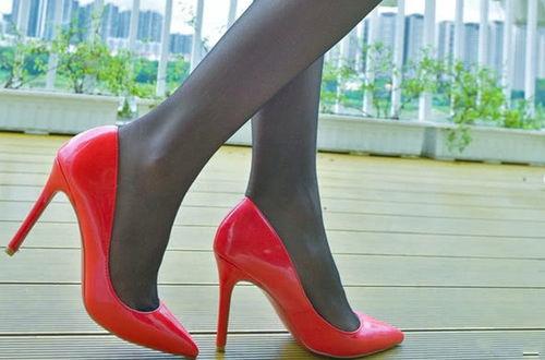 射黑丝袜高跟鞋