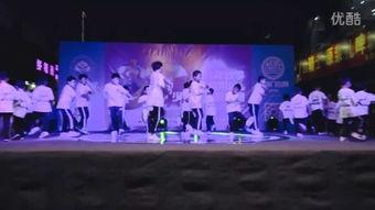 精舞门高清在线播放,舞动青春，激情四溢的舞蹈盛宴